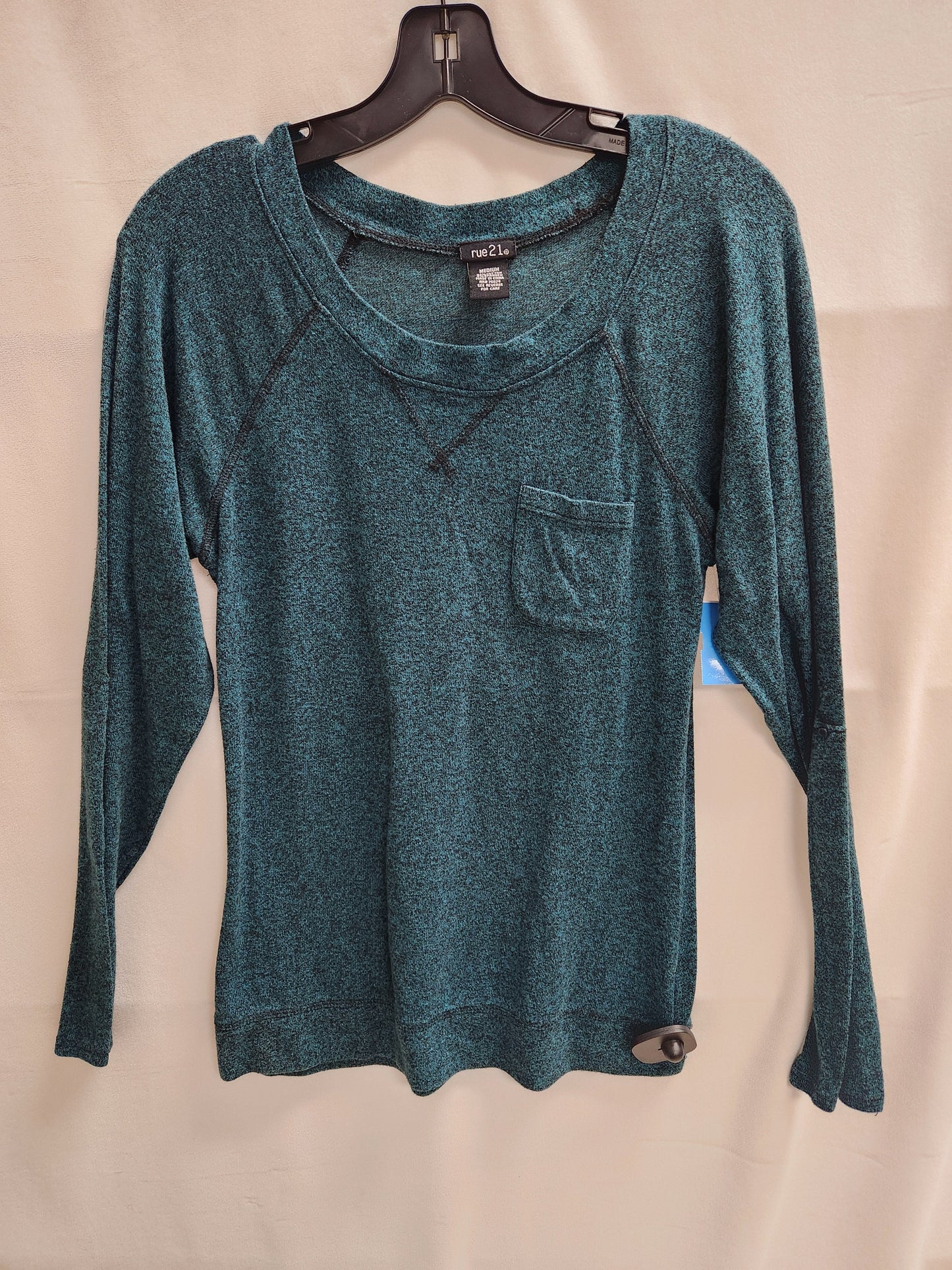 Top Long Sleeve By Rue 21  Size: M