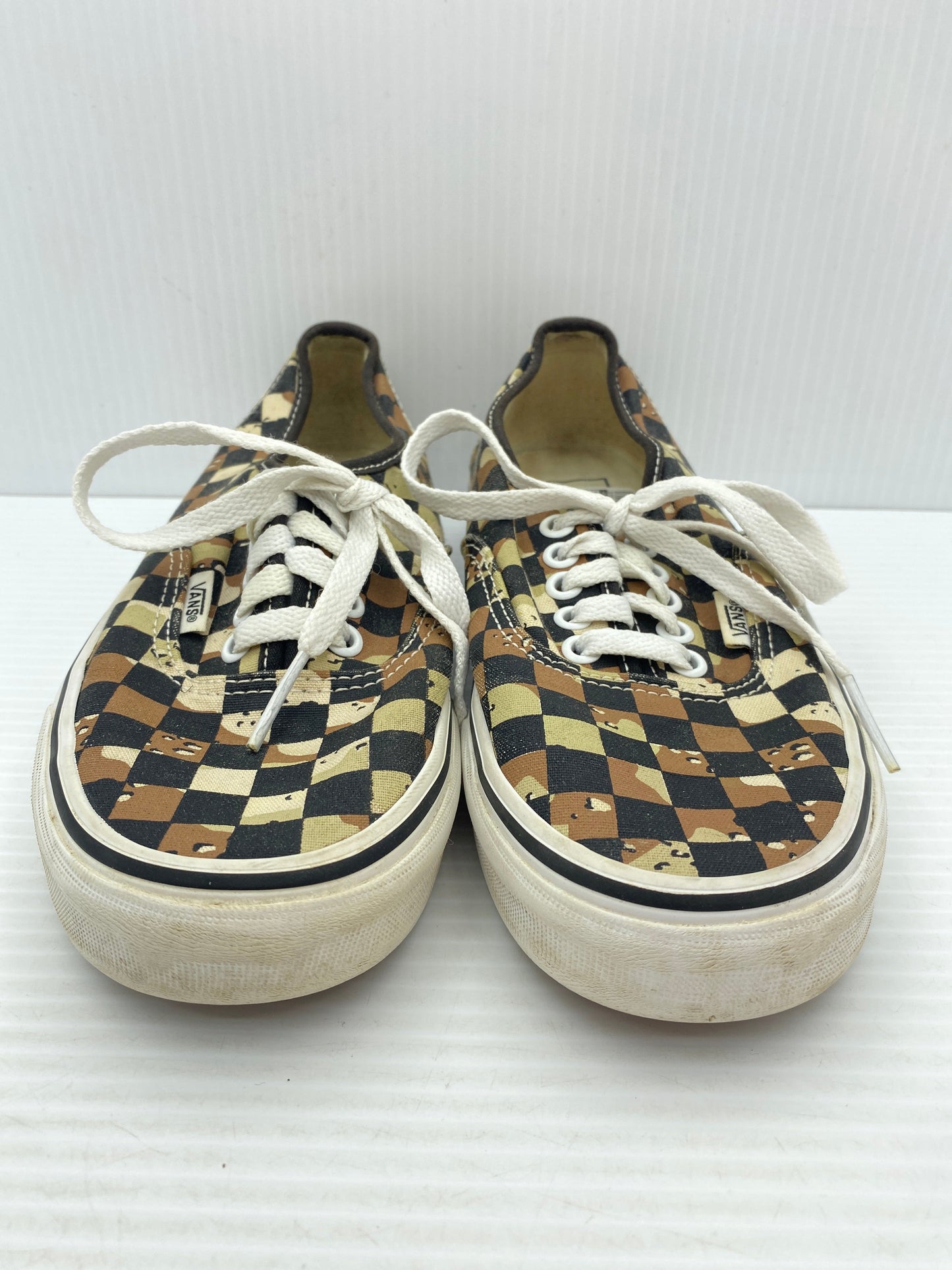 Shoes Sneakers By Vans  Size: 8