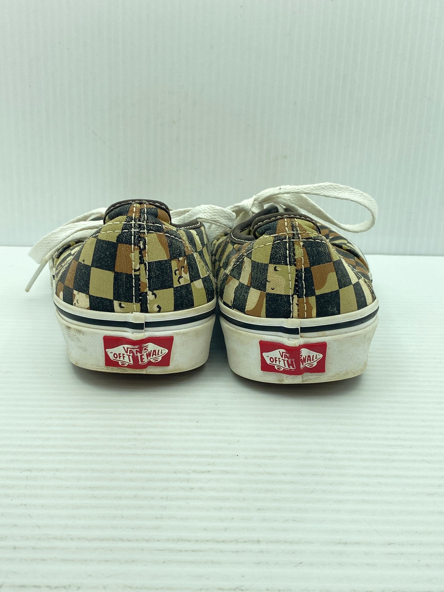 Shoes Sneakers By Vans  Size: 8