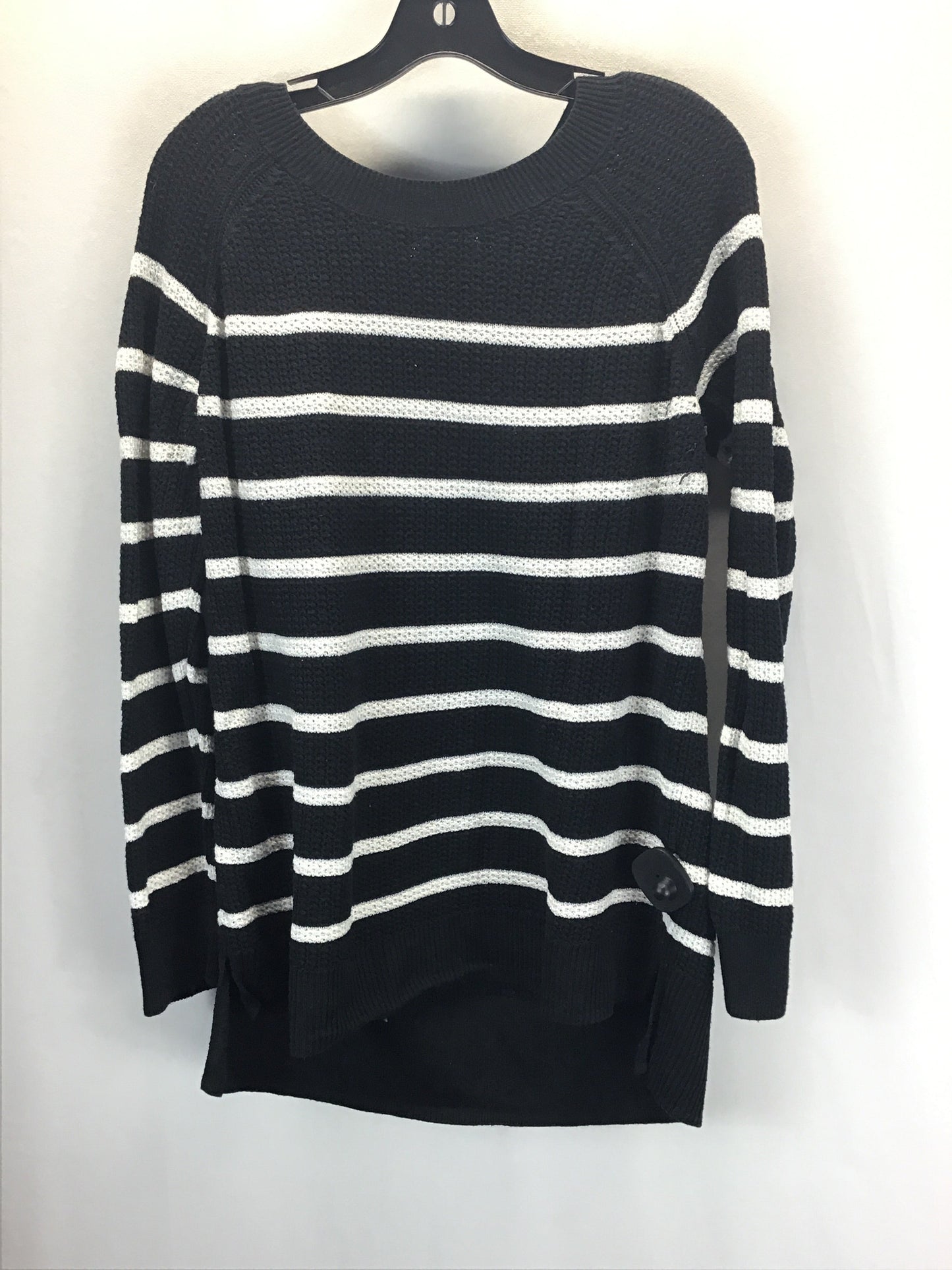 Sweater By Old Navy  Size: L