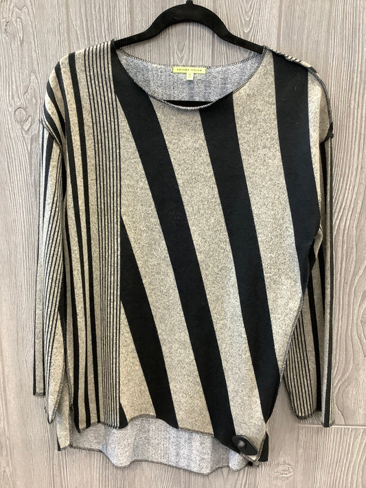 Top Long Sleeve By Clothes Mentor  Size: M