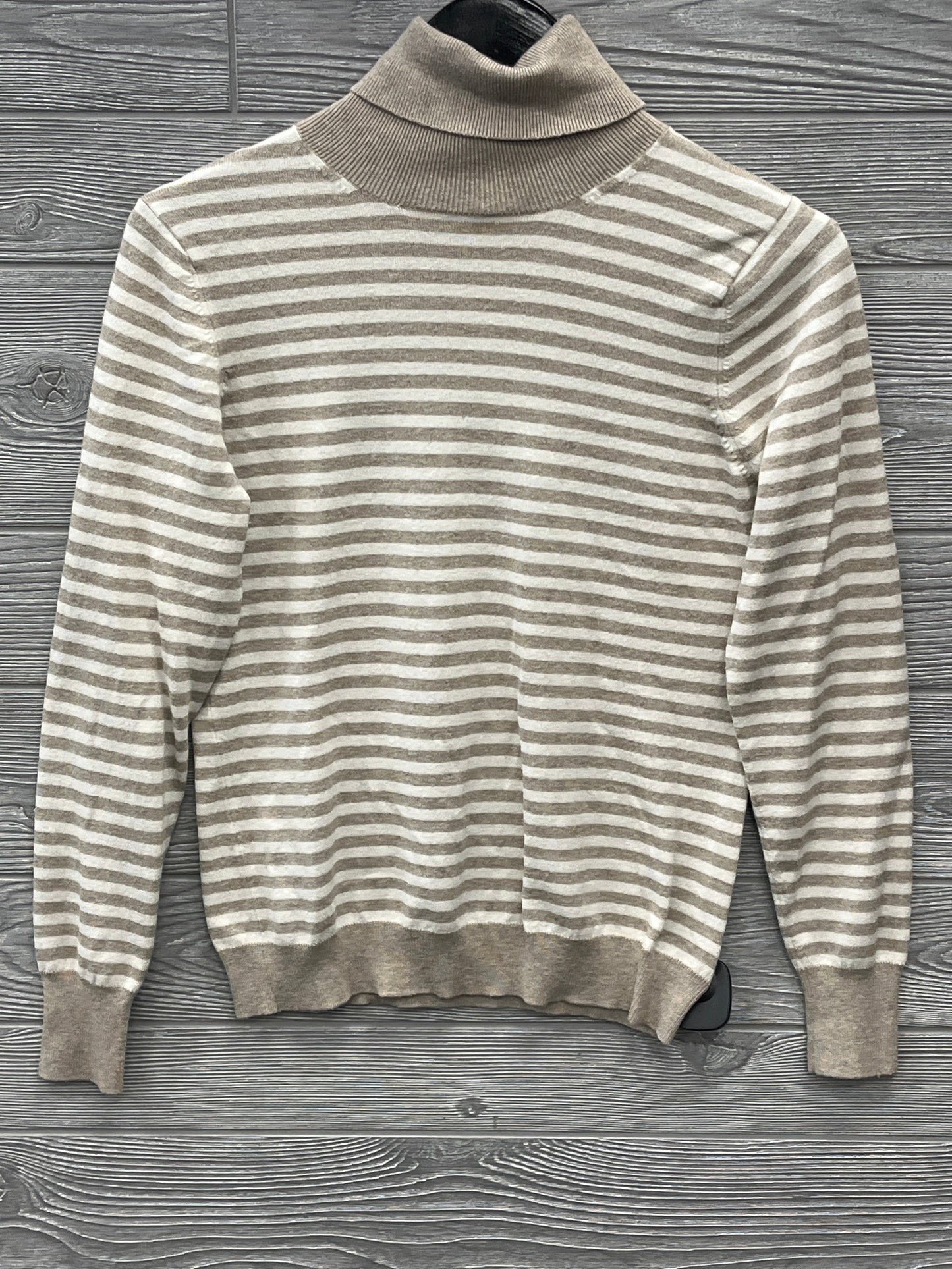 Sweater By Banana Republic  Size: M