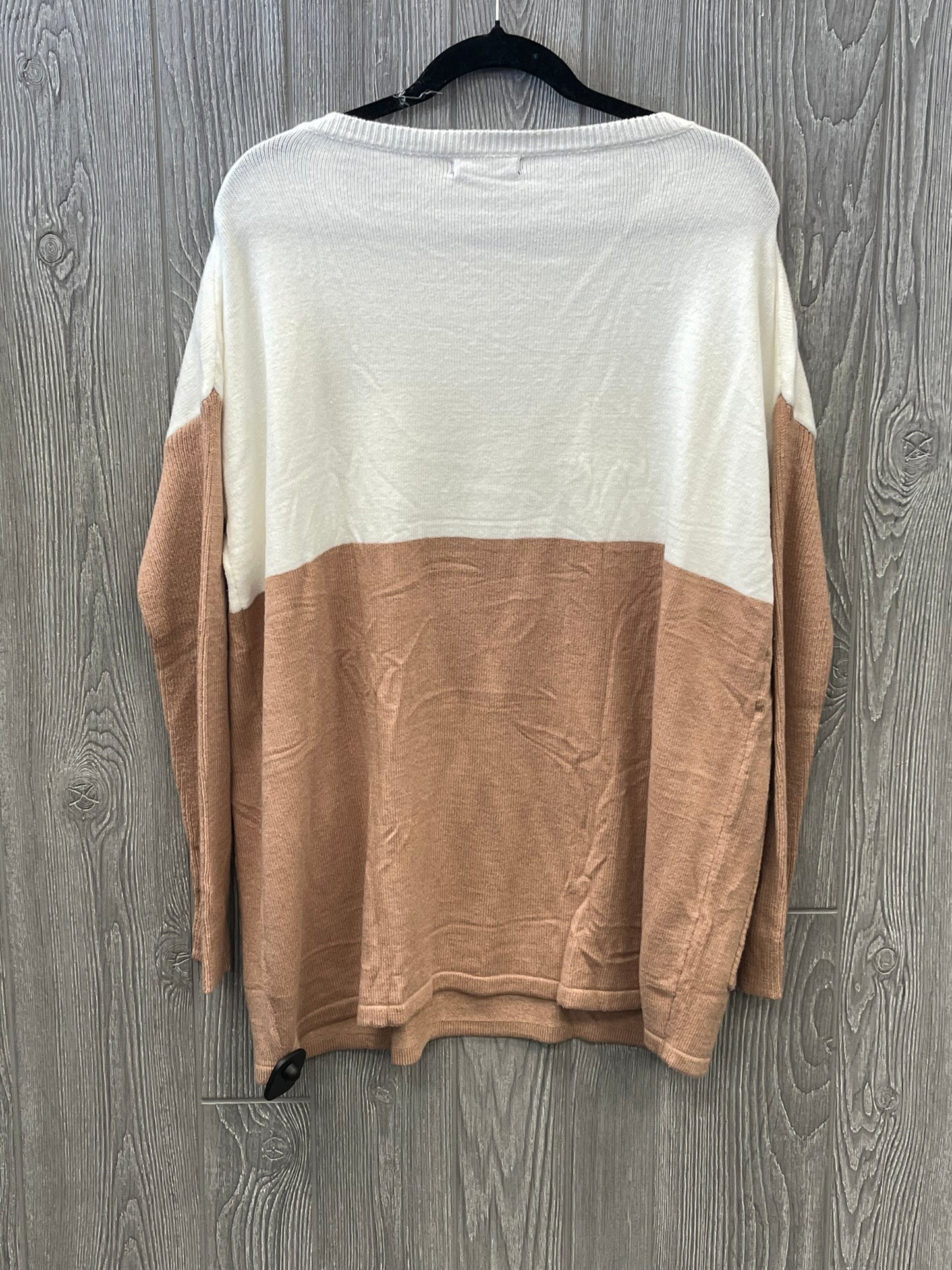 Sweater By Clothes Mentor  Size: L