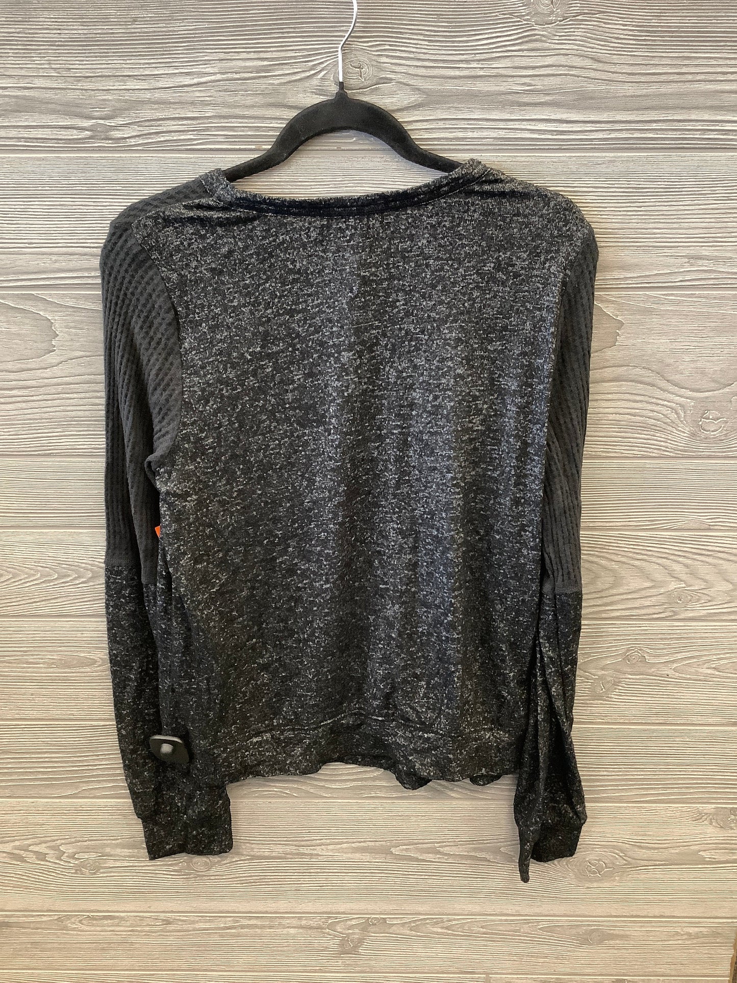 Top Long Sleeve By Knox Rose  Size: M