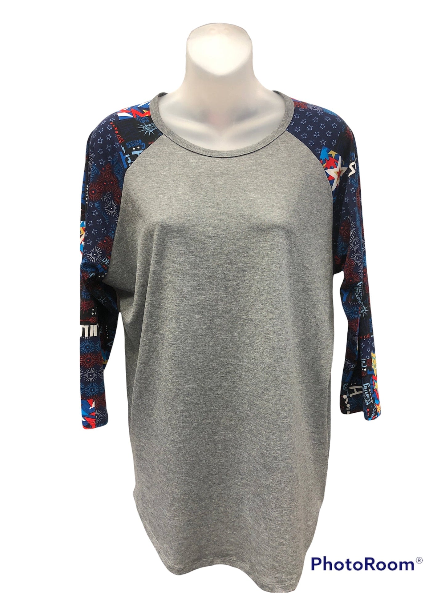 Top Long Sleeve Basic By Lularoe  Size: L